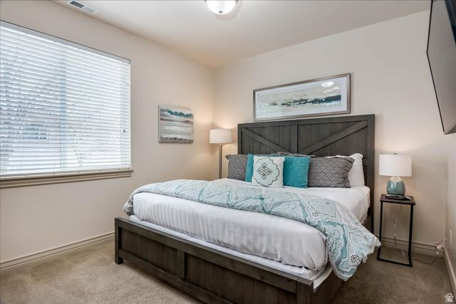 924 E COLLEGE ST, Millcreek, UT 84117