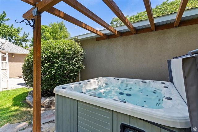 924 E COLLEGE ST, Millcreek, UT 84117