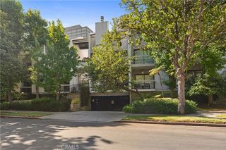 10933 Wellworth Avenue 10, Los Angeles, CA 90024
