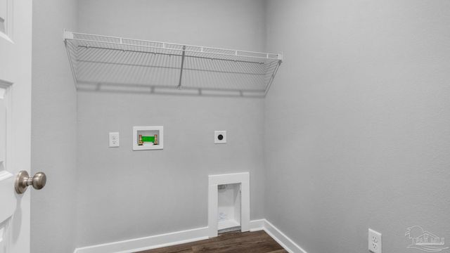 32 Spoonbill St, Cantonment, FL 32533