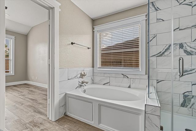 10326 Kentington Oak Drive, Humble, TX 77396
