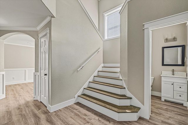 10326 Kentington Oak Drive, Humble, TX 77396