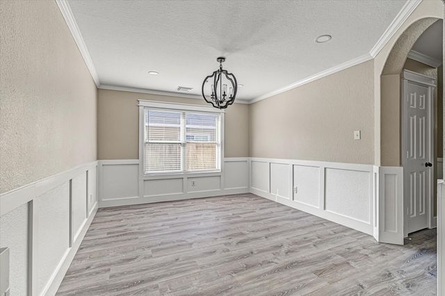 10326 Kentington Oak Drive, Humble, TX 77396