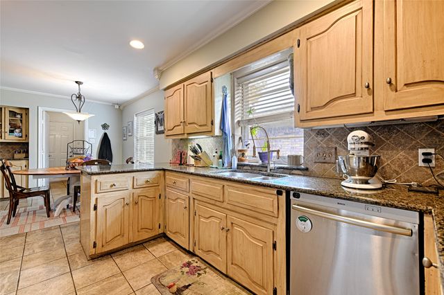 7272 Alto Caro Drive, Dallas, TX 75248