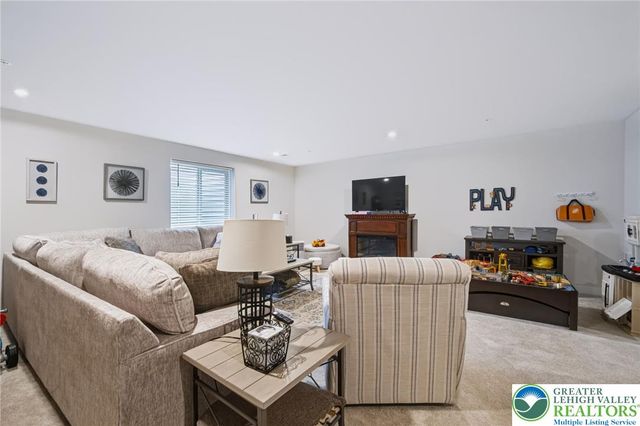 26 Timber Trail, Easton, PA 18045