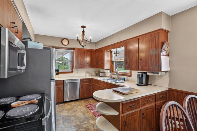 1055 Elmwood Drive, Georgetown Twp, MI 49428