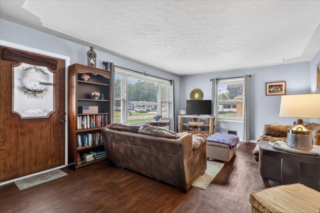 1055 Elmwood Drive, Georgetown Twp, MI 49428