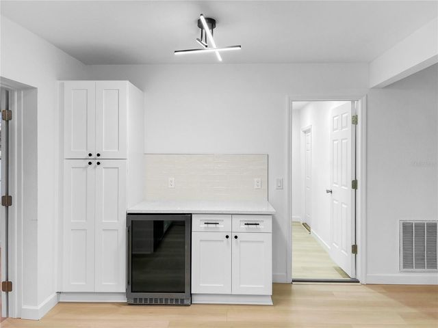 2078 SHADOW LANE, Clearwater, FL 33763