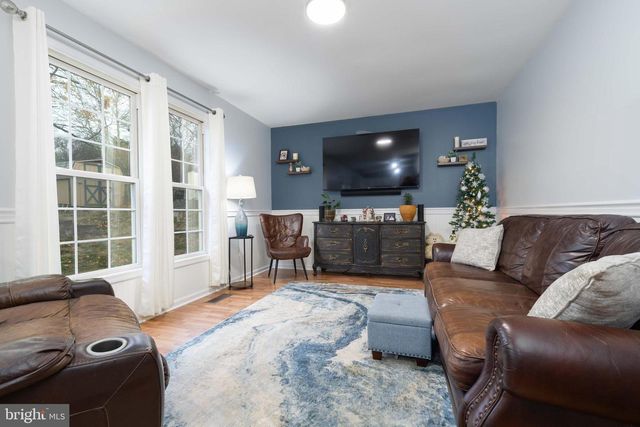 768 MAGARO RD, Enola, PA 17025