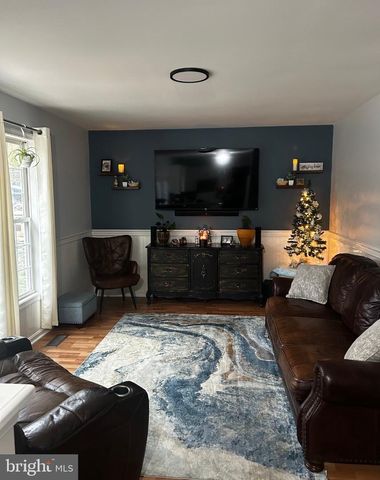 768 MAGARO RD, Enola, PA 17025