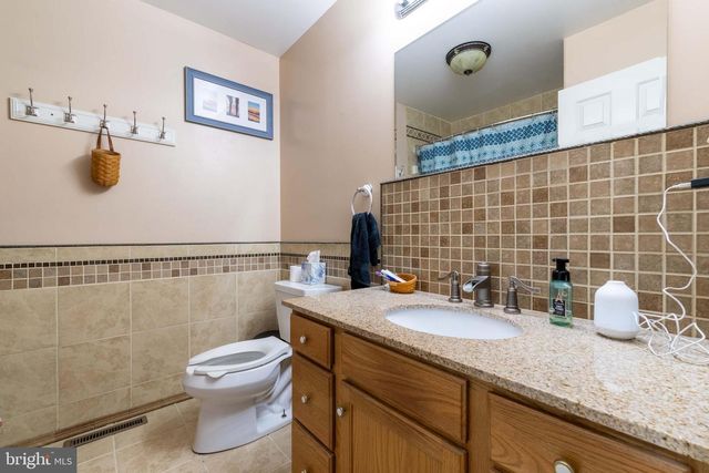 768 MAGARO RD, Enola, PA 17025