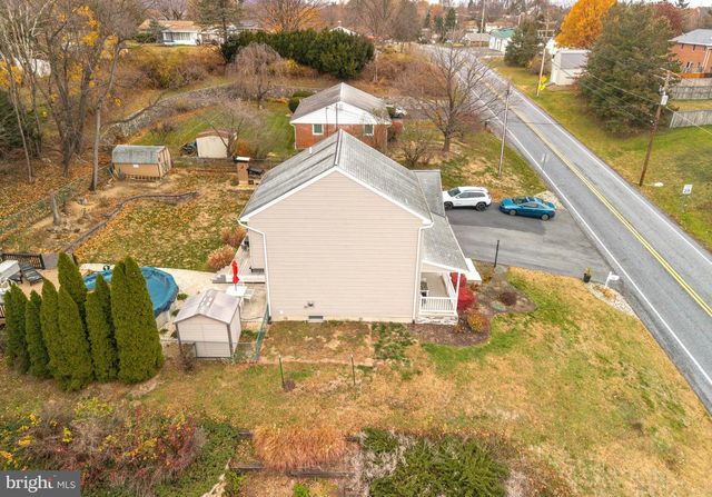 768 MAGARO RD, Enola, PA 17025