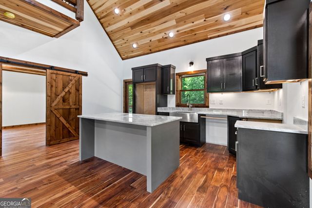 45 Wildflower Drive, Mineral Bluff, GA 30559