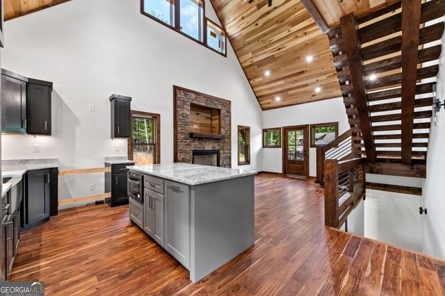 45 Wildflower Drive, Mineral Bluff, GA 30559