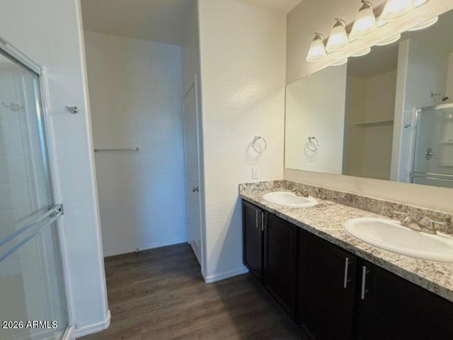 3019 W JESSICA Lane, Phoenix, AZ 85041