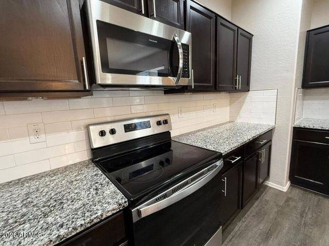 3019 W JESSICA Lane, Phoenix, AZ 85041