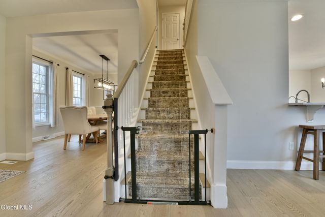 1 Parkway Circle, Malta, NY 12019