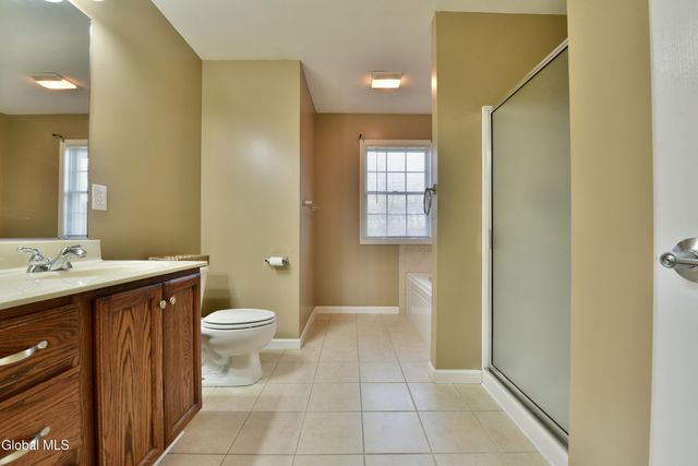 1 Parkway Circle, Malta, NY 12019