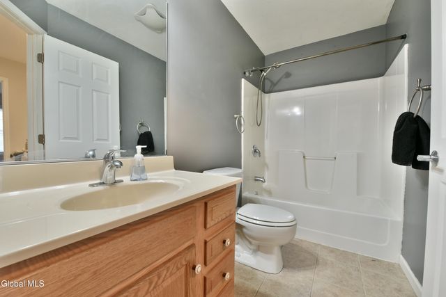 1 Parkway Circle, Malta, NY 12019