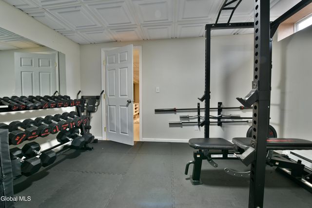 1 Parkway Circle, Malta, NY 12019