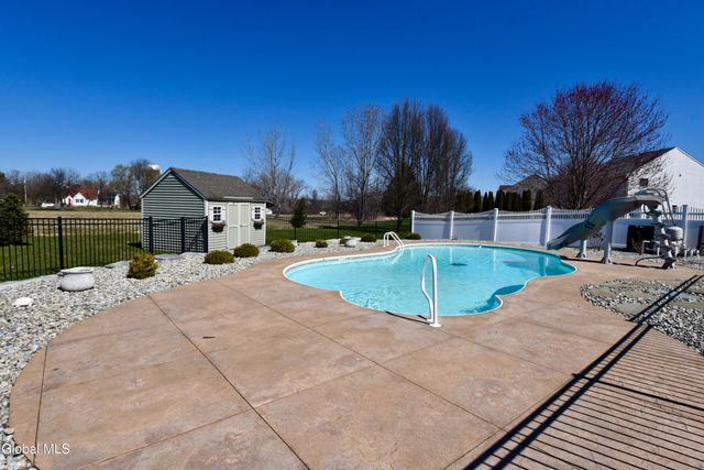 1 Parkway Circle, Malta, NY 12019