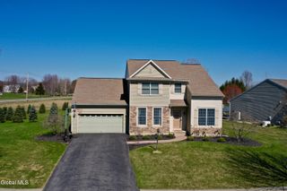 1 Parkway Circle, Malta, NY 12019