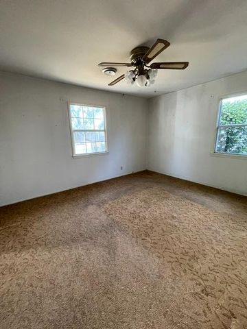 4640 39th Ave, Sacramento, CA 95824