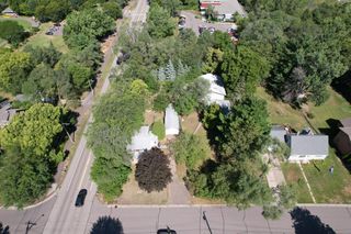 2466 Dale Street N, Roseville, MN 55113