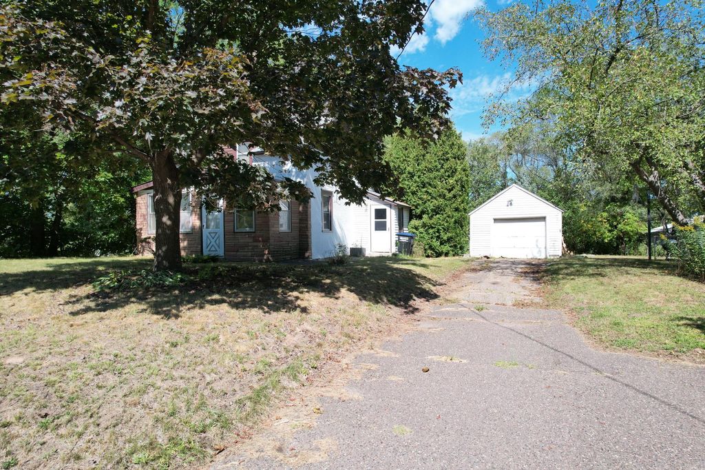 2466 Dale Street N, Roseville, MN 55113 — photo 3