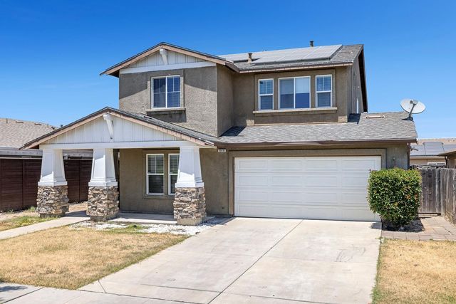 648 11th Street, Sanger, CA 93657