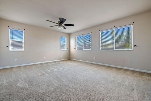 648 11th Street, Sanger, CA 93657