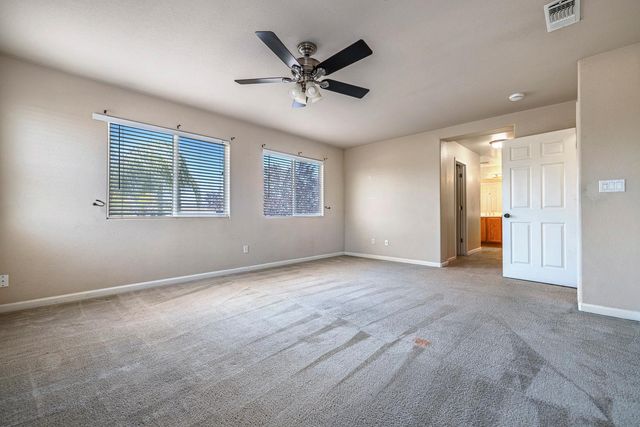 648 11th Street, Sanger, CA 93657