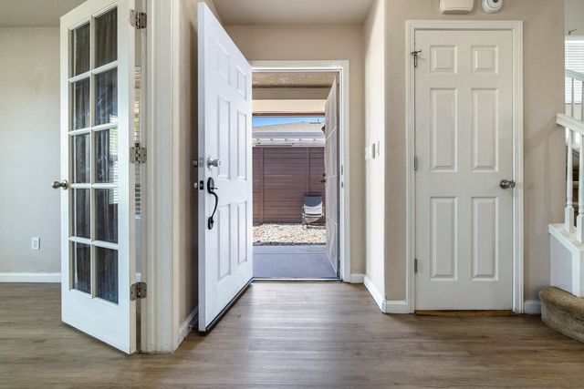 648 11th Street, Sanger, CA 93657