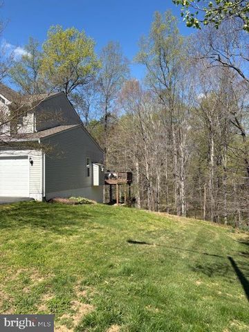 5641 EPPES ISLAND PL, Manassas, VA 20112