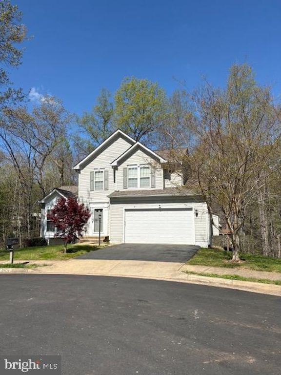 5641 EPPES ISLAND PL, Manassas, VA 20112