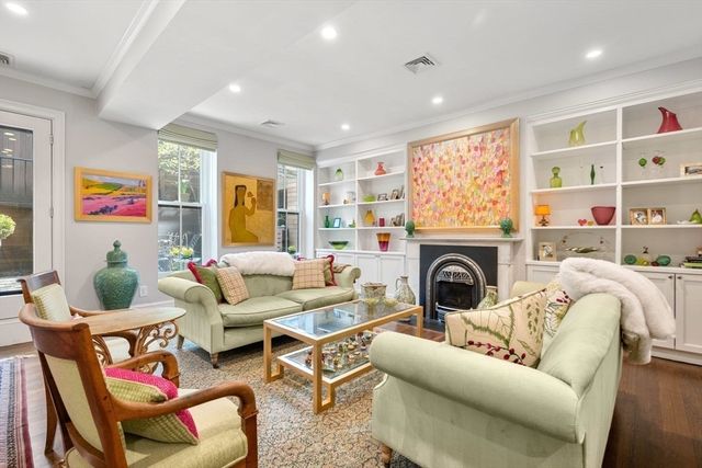 92 Chandler St 1, Boston, MA 02116