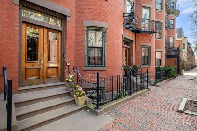 92 Chandler St 1, Boston, MA 02116