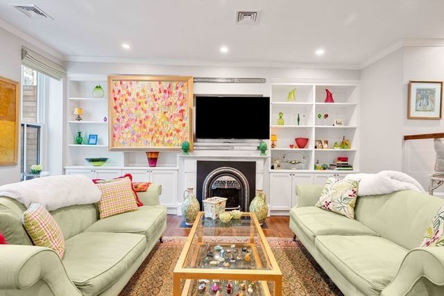 92 Chandler St 1, Boston, MA 02116