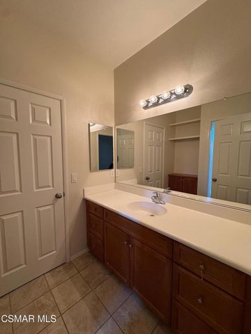 67 Calle Cataluna, Camarillo, CA 93012