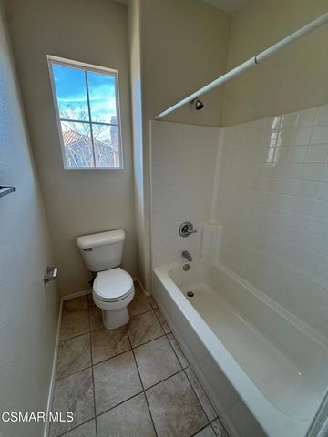 67 Calle Cataluna, Camarillo, CA 93012