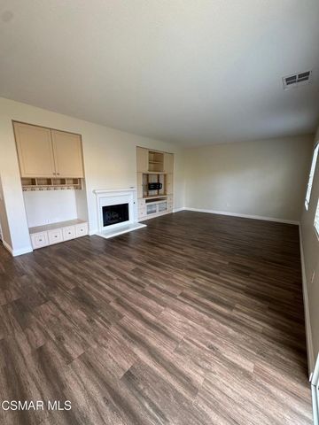 67 Calle Cataluna, Camarillo, CA 93012