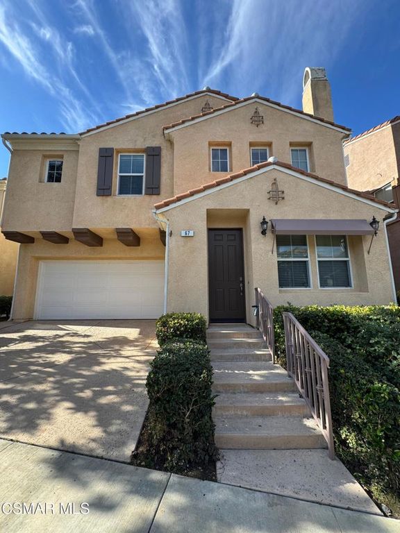 67 Calle Cataluna, Camarillo, CA 93012