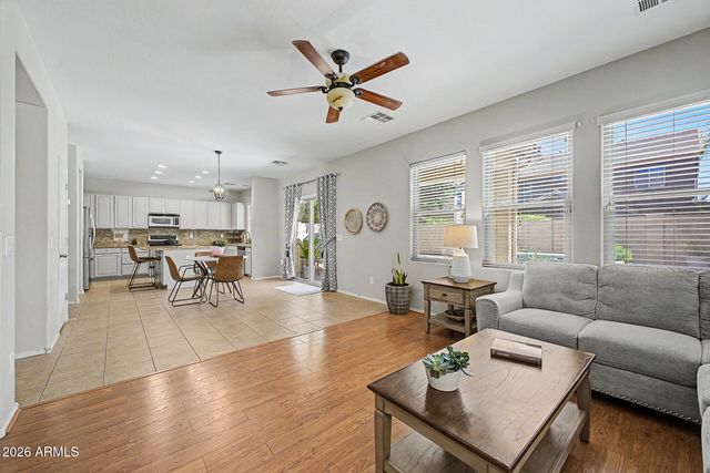 4543 E FRANKLIN Avenue, Gilbert, AZ 85295