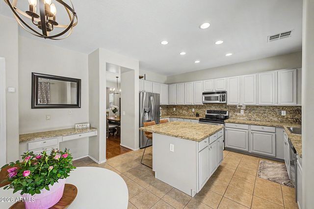 4543 E FRANKLIN Avenue, Gilbert, AZ 85295