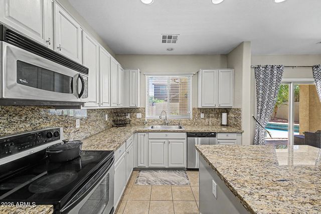 4543 E FRANKLIN Avenue, Gilbert, AZ 85295