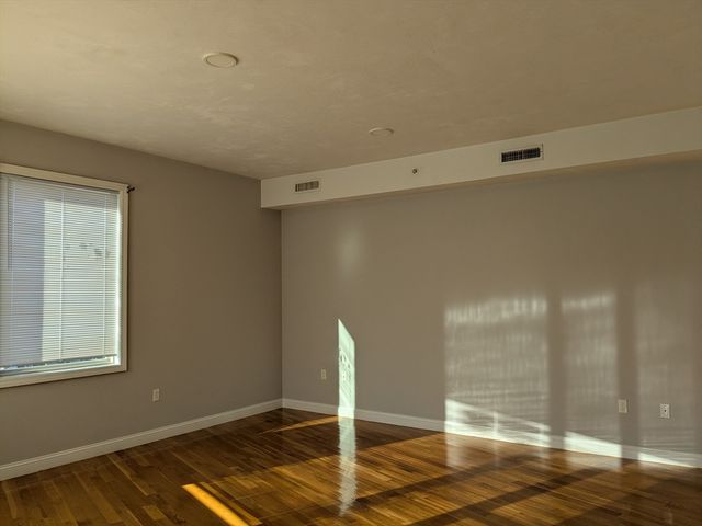 8 Banton Street 303, Boston, MA 02124