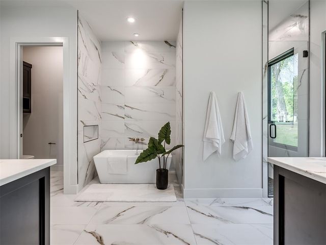 4424 Redbud Circle, Oklahoma City, OK 73111