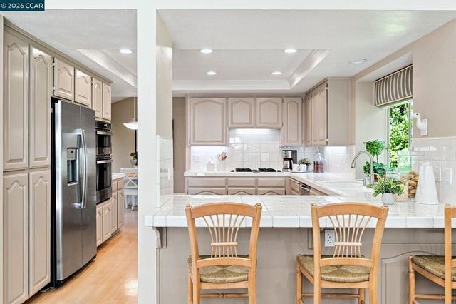 10 Edinburgh Pl, Danville, CA 94526