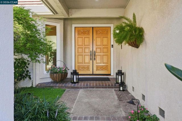 10 Edinburgh Pl, Danville, CA 94526