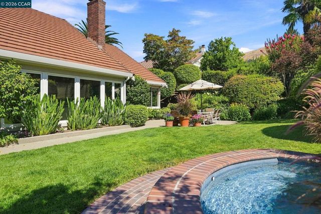 10 Edinburgh Pl, Danville, CA 94526